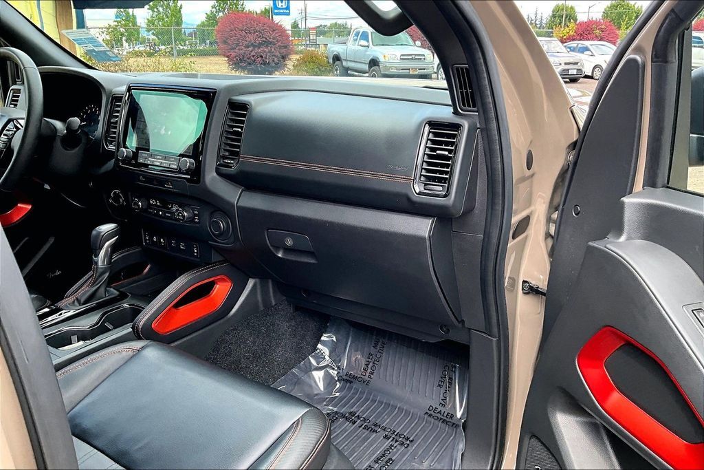 2024 Nissan Frontier PRO-4X OR