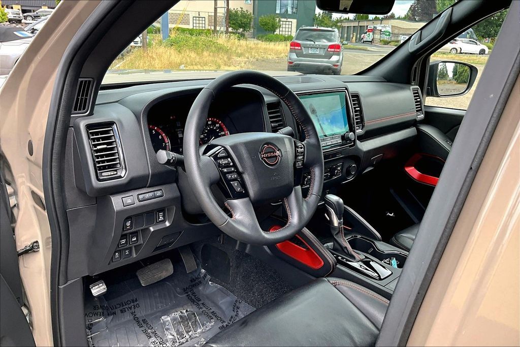 2024 Nissan Frontier PRO-4X OR