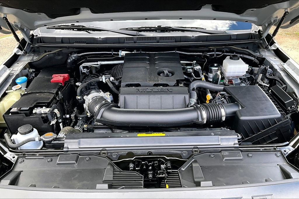 2024 Nissan Frontier PRO-4X OR