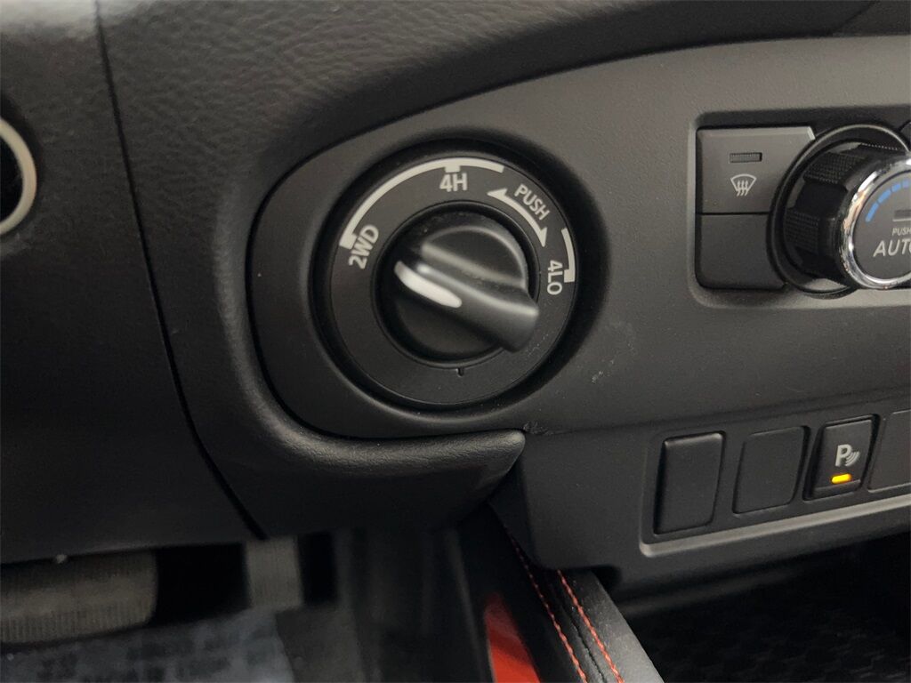 2024 Nissan Frontier PRO-4X Irving TX