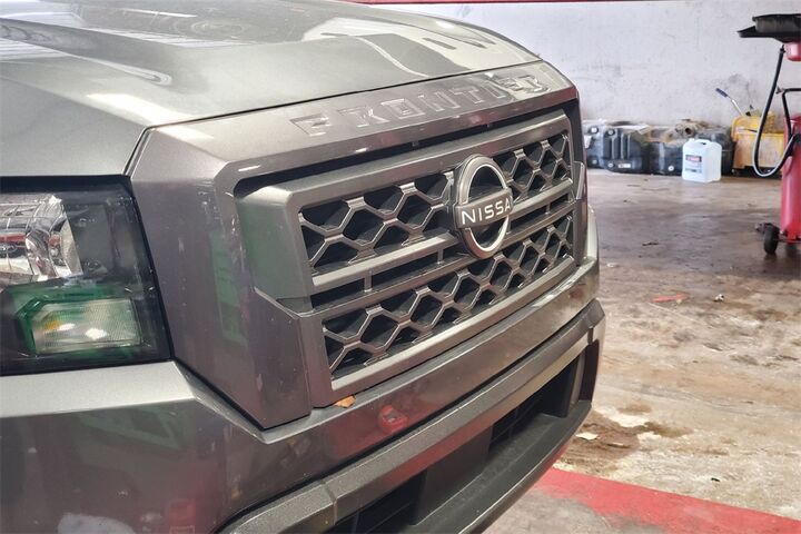 2024 Nissan Frontier SV TX 2024 Nissan Frontier SV TX