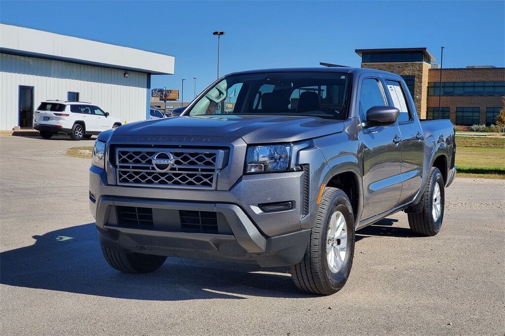 2024 Nissan Frontier SV Hondo TX