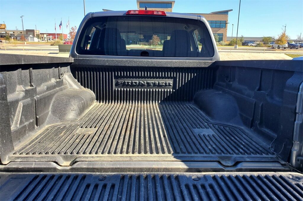 2024 Nissan Frontier SV Hondo TX