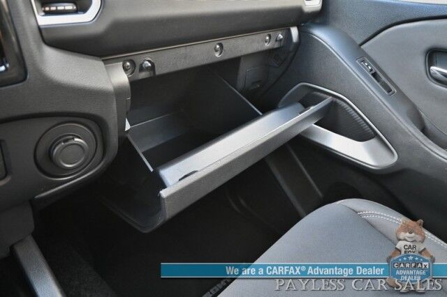 2024 Nissan Frontier SV / 4X4 / Auto Start / Crew Cab / Convenience & Technology Pkg / Power & Heated Seats / Heated Steering Wheel / Lane Depart & Blind Spot / Apple CarPlay & Android Auto / Back Up Cam / Bed Liner / Tow Pkg / 1-Owner Anchorage AK