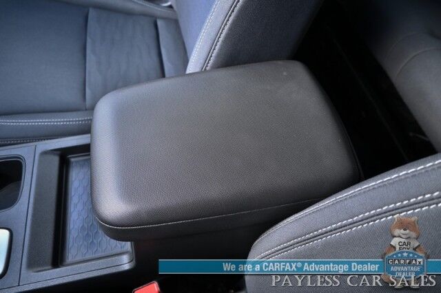 2024 Nissan Frontier SV / 4X4 / Auto Start / Crew Cab / Convenience & Technology Pkg / Power & Heated Seats / Heated Steering Wheel / Lane Depart & Blind Spot / Apple CarPlay & Android Auto / Back Up Cam / Bed Liner / Tow Pkg / 1-Owner Anchorage AK