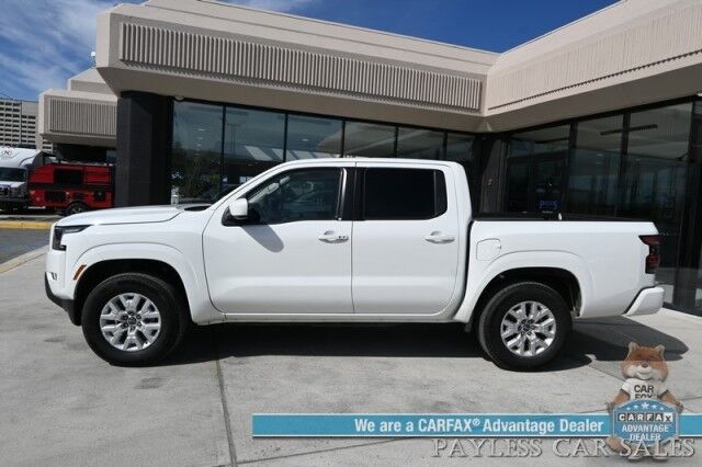 2024 Nissan Frontier SV / 4X4 / Crew Cab / Auto Start / Convenience & Technology Pkg / Power & Heated Cloth Seats / Heated Steering Wheel / Lane Depart & Blind Spot / Apple CarPlay & Android Auto / Back Up Cam / Bed Liner / Tow Pkg / 1-Owner