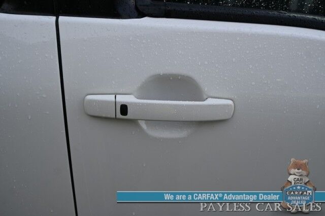 2024 Nissan Frontier SV / 4X4 / Crew Cab / Auto Start / Convenience & Technology Pkg / Power & Heated Cloth Seats / Heated Steering Wheel / Lane Depart & Blind Spot / Apple CarPlay & Android Auto / Back Up Cam / Bed Liner / Tow Pkg / 1-Owner Wasilla AK