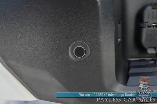 2024 Nissan Frontier SV / 4X4 / Crew Cab / Auto Start / Convenience & Technology Pkg / Power & Heated Cloth Seats / Heated Steering Wheel / Lane Depart & Blind Spot / Apple CarPlay & Android Auto / Back Up Cam / Bed Liner / Tow Pkg / 1-Owner Anchorage AK