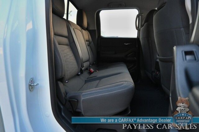 2024 Nissan Frontier SV / 4X4 / Crew Cab / Convenience Pkg / Tech Pkg / Auto Start / Power & Heated Cloth Seats / Heated Steering Wheel / Blind Spot Alert / Apple CarPlay & Android Auto / Keyless Entry & Start / Bed Liner / Tow Pkg / 1-Owner Anchorage AK