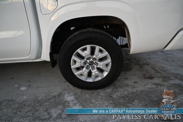 2024 Nissan Frontier SV / 4X4 / Crew Cab / Convenience Pkg / Tech Pkg / Auto Start / Power & Heated Cloth Seats / Heated Steering Wheel / Blind Spot Alert / Apple CarPlay & Android Auto / Keyless Entry & Start / Bed Liner / Tow Pkg / 1-Owner Anchorage AK