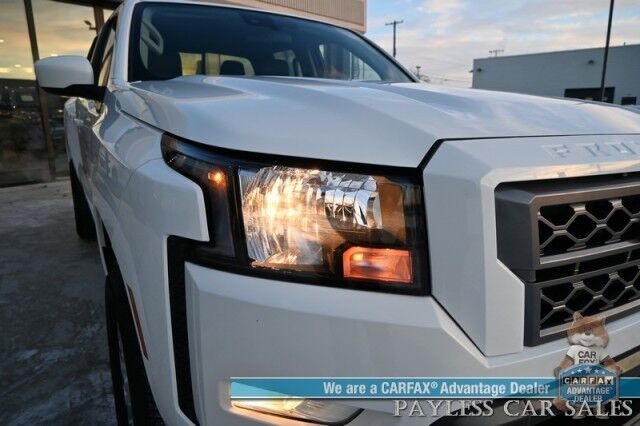 2024 Nissan Frontier SV / 4X4 / Crew Cab / Convenience Pkg / Tech Pkg / Auto Start / Power & Heated Cloth Seats / Heated Steering Wheel / Blind Spot Alert / Apple CarPlay & Android Auto / Keyless Entry & Start / Bed Liner / Tow Pkg / 1-Owner Anchorage AK