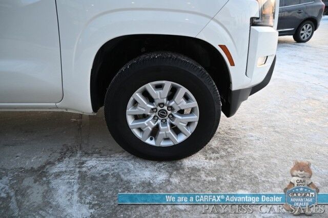 2024 Nissan Frontier SV / 4X4 / Crew Cab / Convenience Pkg / Tech Pkg / Auto Start / Power & Heated Cloth Seats / Heated Steering Wheel / Blind Spot Alert / Apple CarPlay & Android Auto / Keyless Entry & Start / Bed Liner / Tow Pkg / 1-Owner Anchorage AK