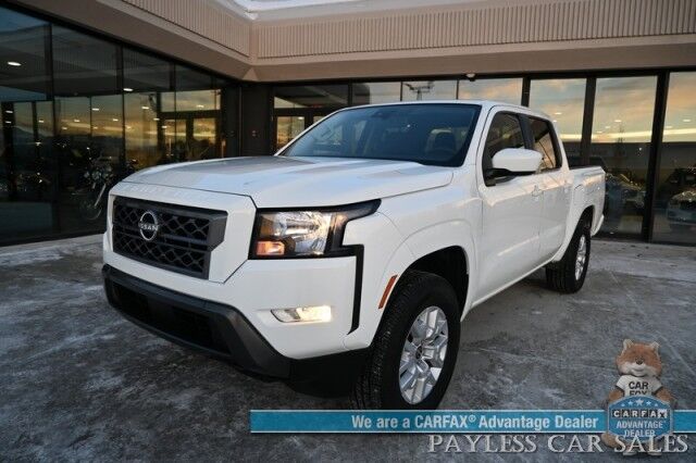 2024 Nissan Frontier SV / 4X4 / Crew Cab / Convenience Pkg / Tech Pkg / Auto Start / Power & Heated Cloth Seats / Heated Steering Wheel / Blind Spot Alert / Apple CarPlay & Android Auto / Keyless Entry & Start / Bed Liner / Tow Pkg / 1-Owner