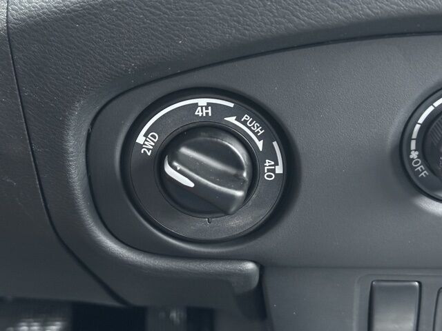 2024 Nissan Frontier SV Glendale Heights IL