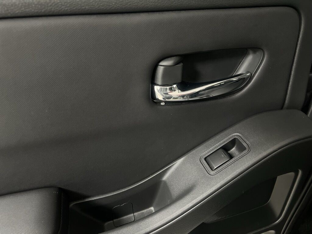 2024 Nissan Frontier SV Loveland CO