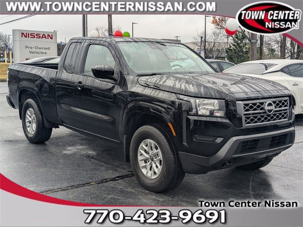 2024 Nissan Frontier SV