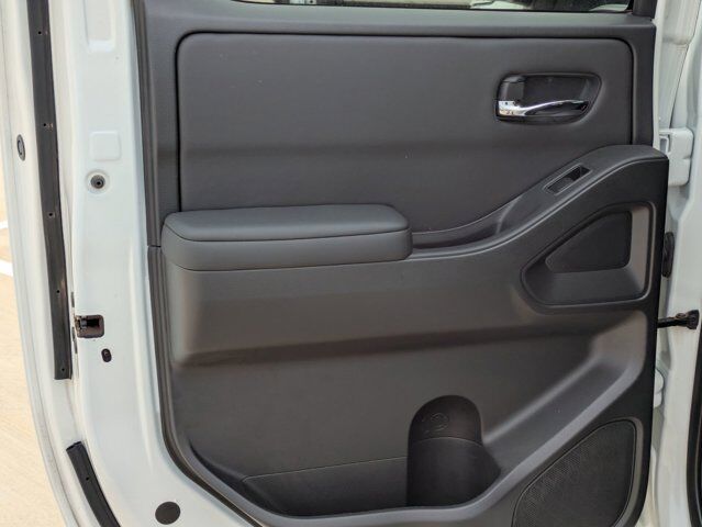 2024 Nissan Frontier SV Castroville TX