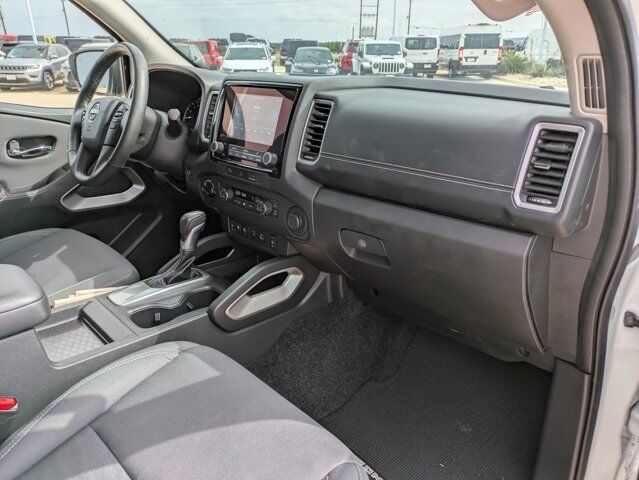 2024 Nissan Frontier SV Castroville TX