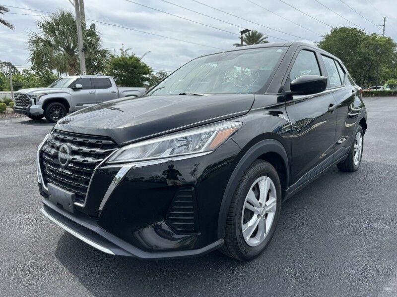 2024 Nissan Kicks S
