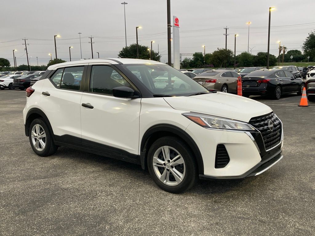 2024 Nissan Kicks S