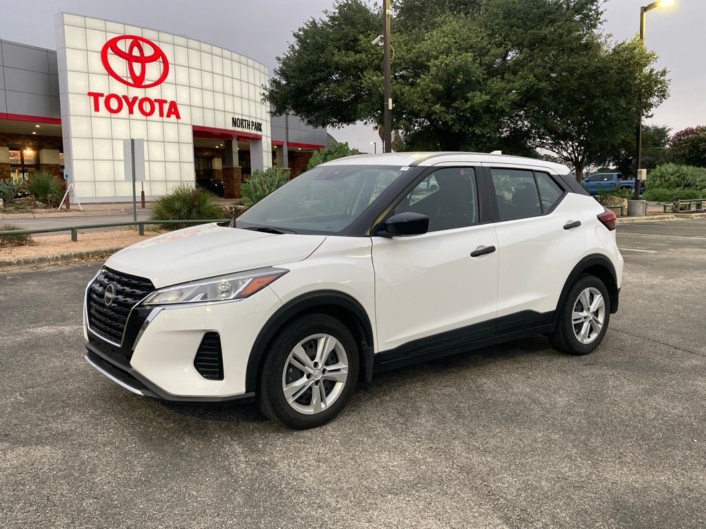 2024 Nissan Kicks S