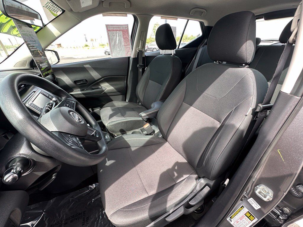 2024 Nissan Kicks S