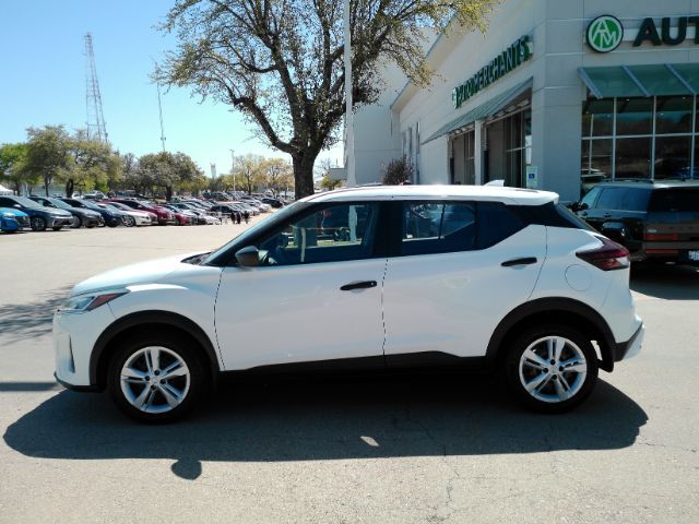 2024 Nissan Kicks S Xtronic CVT Plano TX