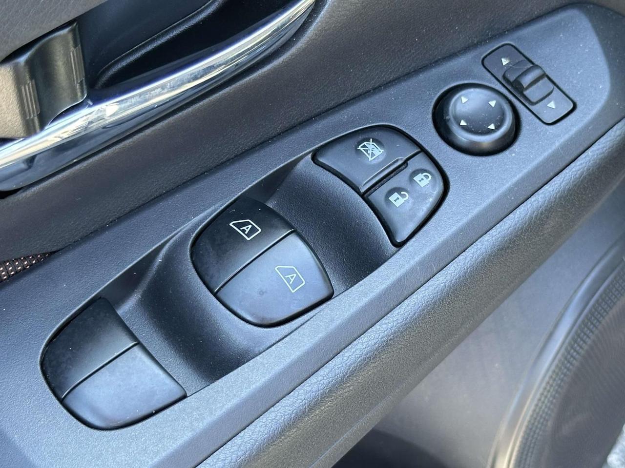 2024 Nissan Kicks SR Alexandria VA