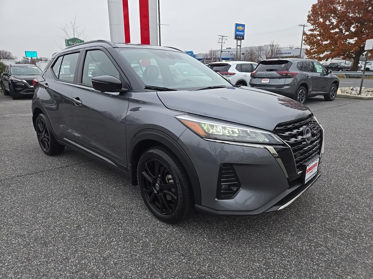 2024 Nissan Kicks SR