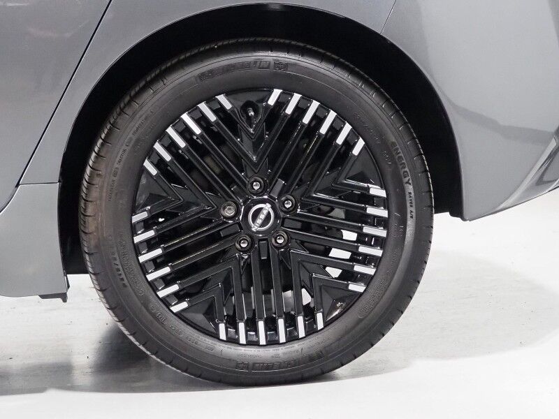 2024 Nissan LEAF SV PLUS *PROPILOT ASSIST, NAVIGATION, 360 VIEW CAMERAS, SAFETY ALERTS, ADAPTIVE CRUISE, HEATED SEATS/STEERING WHEEL, QUICK CHARGE, BLACK ALLOY WHEELS, APPLE CARPLAY Round Rock TX