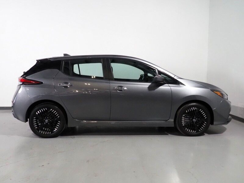 2024 Nissan LEAF SV PLUS *PROPILOT ASSIST, NAVIGATION, 360 VIEW CAMERAS, SAFETY ALERTS, ADAPTIVE CRUISE, HEATED SEATS/STEERING WHEEL, QUICK CHARGE, BLACK ALLOY WHEELS, APPLE CARPLAY Round Rock TX