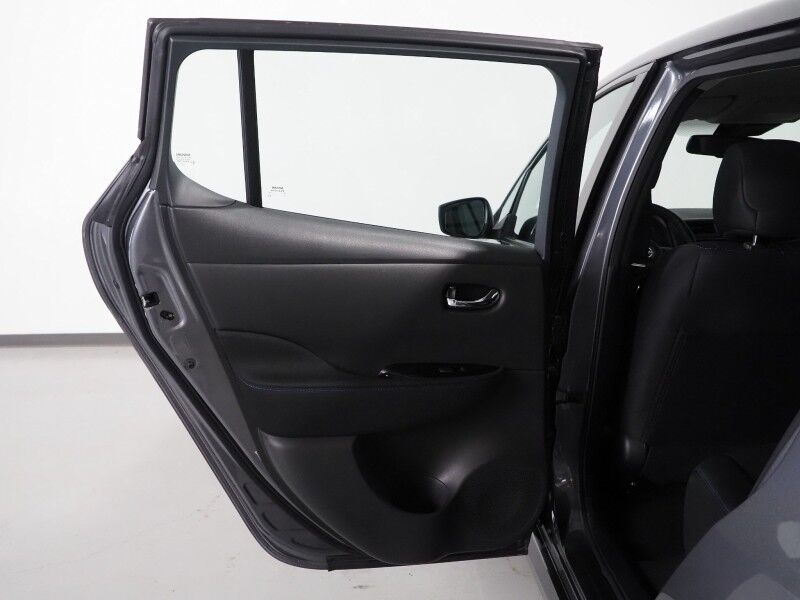 2024 Nissan LEAF SV PLUS *PROPILOT ASSIST, NAVIGATION, 360 VIEW CAMERAS, SAFETY ALERTS, ADAPTIVE CRUISE, HEATED SEATS/STEERING WHEEL, QUICK CHARGE, BLACK ALLOY WHEELS, APPLE CARPLAY Round Rock TX