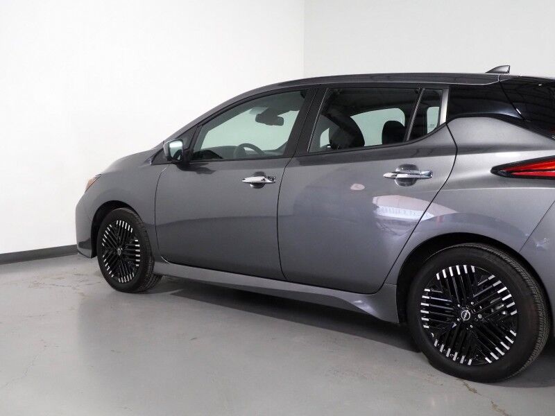 2024 Nissan LEAF SV PLUS *PROPILOT ASSIST, NAVIGATION, 360 VIEW CAMERAS, SAFETY ALERTS, ADAPTIVE CRUISE, HEATED SEATS/STEERING WHEEL, QUICK CHARGE, BLACK ALLOY WHEELS, APPLE CARPLAY Round Rock TX