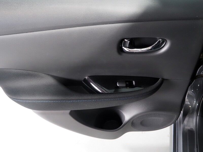 2024 Nissan LEAF SV PLUS *PROPILOT ASSIST, NAVIGATION, 360 VIEW CAMERAS, SAFETY ALERTS, ADAPTIVE CRUISE, HEATED SEATS/STEERING WHEEL, QUICK CHARGE, BLACK ALLOY WHEELS, APPLE CARPLAY Round Rock TX