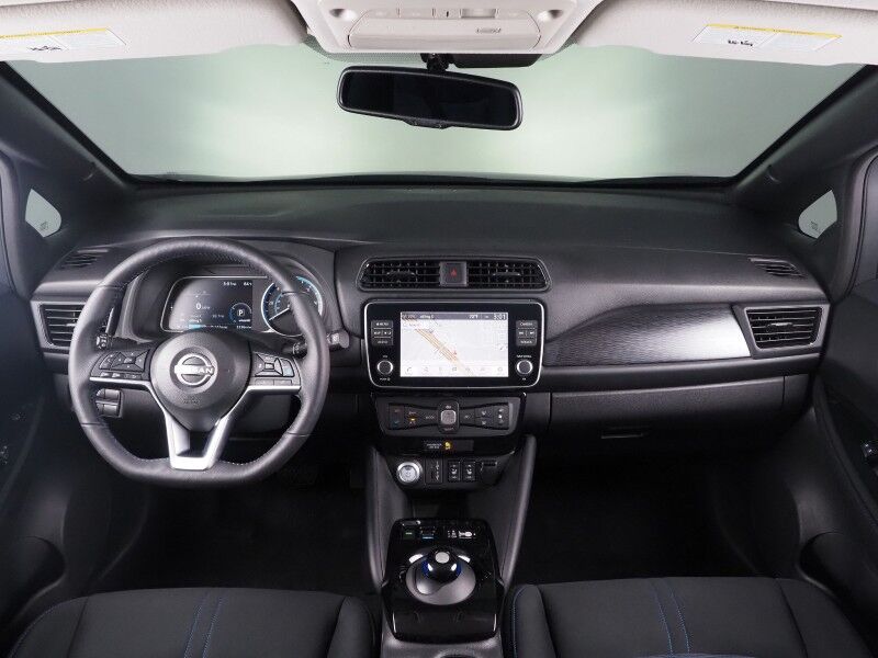 2024 Nissan LEAF SV PLUS *PROPILOT ASSIST, NAVIGATION, 360 VIEW CAMERAS, SAFETY ALERTS, ADAPTIVE CRUISE, HEATED SEATS/STEERING WHEEL, QUICK CHARGE, BLACK ALLOY WHEELS, APPLE CARPLAY