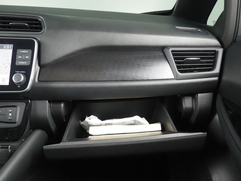 2024 Nissan LEAF SV PLUS *PROPILOT ASSIST, NAVIGATION, 360 VIEW CAMERAS, SAFETY ALERTS, ADAPTIVE CRUISE, HEATED SEATS/STEERING WHEEL, QUICK CHARGE, BLACK ALLOY WHEELS, APPLE CARPLAY Round Rock TX