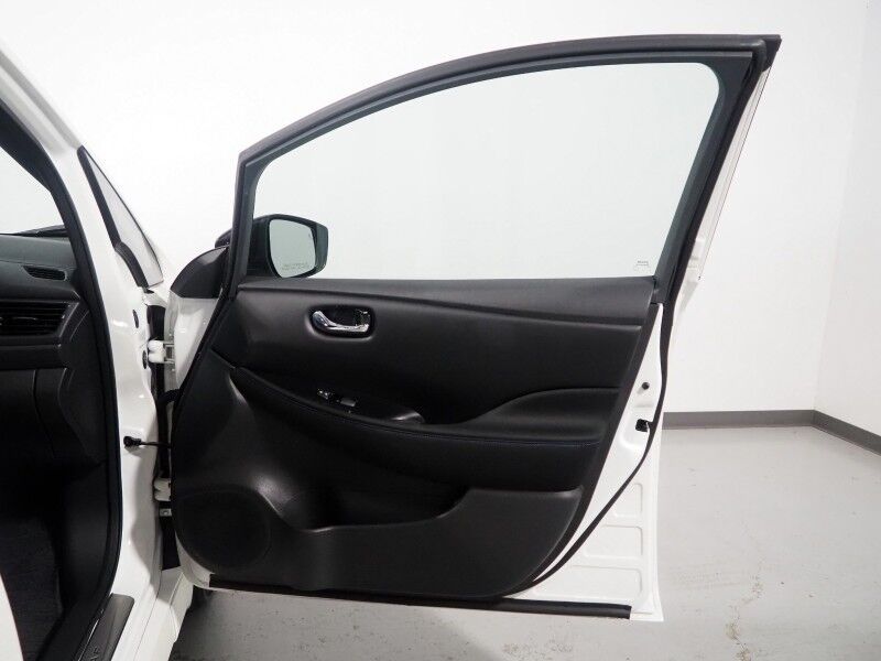 2024 Nissan LEAF SV PLUS *PROPILOT ASSIST, NAVIGATION, 360 VIEW CAMERAS, SAFETY ALERTS, ADAPTIVE CRUISE, HEATED SEATS/STEERING WHEEL, QUICK CHARGE, BLACK ALLOY WHEELS, APPLE CARPLAY Round Rock TX