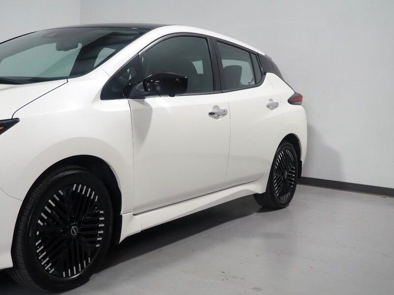 2024 Nissan LEAF SV PLUS *PROPILOT ASSIST, NAVIGATION, 360 VIEW CAMERAS, SAFETY ALERTS, ADAPTIVE CRUISE, HEATED SEATS/STEERING WHEEL, QUICK CHARGE, BLACK ALLOY WHEELS, APPLE CARPLAY Round Rock TX
