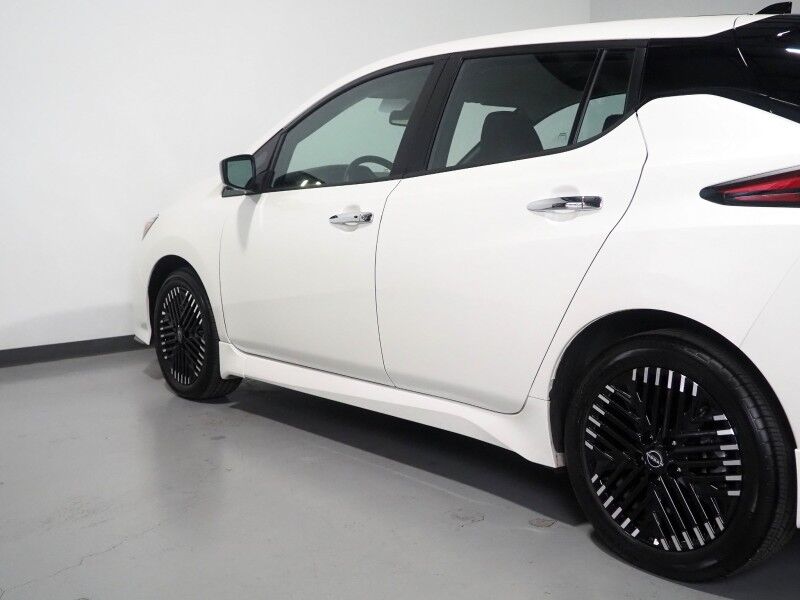 2024 Nissan LEAF SV PLUS *PROPILOT ASSIST, NAVIGATION, 360 VIEW CAMERAS, SAFETY ALERTS, ADAPTIVE CRUISE, HEATED SEATS/STEERING WHEEL, QUICK CHARGE, BLACK ALLOY WHEELS, APPLE CARPLAY Round Rock TX