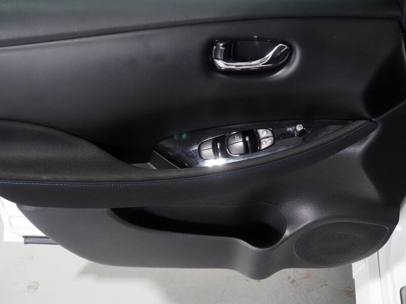 2024 Nissan LEAF SV PLUS *PROPILOT ASSIST, NAVIGATION, 360 VIEW CAMERAS, SAFETY ALERTS, ADAPTIVE CRUISE, HEATED SEATS/STEERING WHEEL, QUICK CHARGE, BLACK ALLOY WHEELS, APPLE CARPLAY Round Rock TX