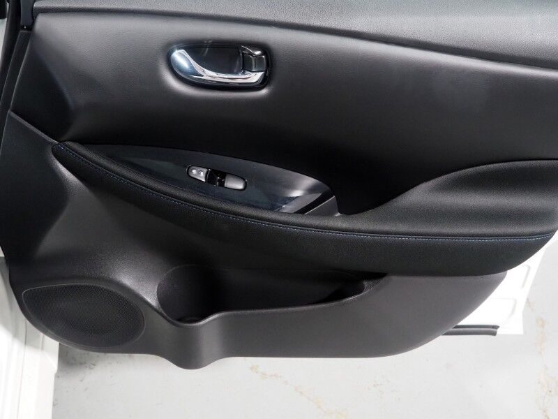 2024 Nissan LEAF SV PLUS *PROPILOT ASSIST, NAVIGATION, 360 VIEW CAMERAS, SAFETY ALERTS, ADAPTIVE CRUISE, HEATED SEATS/STEERING WHEEL, QUICK CHARGE, BLACK ALLOY WHEELS, APPLE CARPLAY Round Rock TX