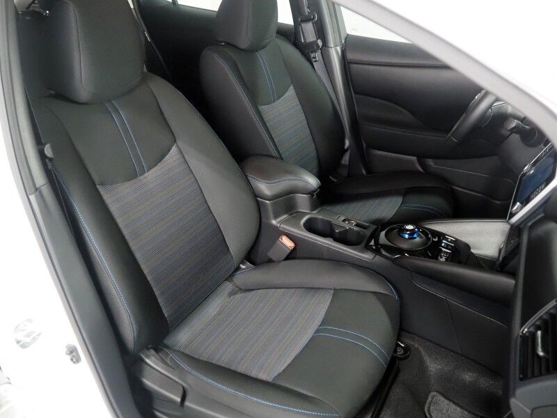2024 Nissan LEAF SV PLUS *PROPILOT ASSIST, NAVIGATION, 360 VIEW CAMERAS, SAFETY ALERTS, ADAPTIVE CRUISE, HEATED SEATS/STEERING WHEEL, QUICK CHARGE, BLACK ALLOY WHEELS, APPLE CARPLAY