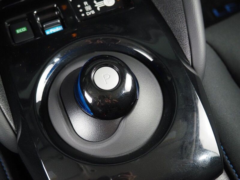 2024 Nissan LEAF SV PLUS *PROPILOT ASSIST, NAVIGATION, 360 VIEW CAMERAS, SAFETY ALERTS, ADAPTIVE CRUISE, HEATED SEATS/STEERING WHEEL, QUICK CHARGE, BLACK ALLOY WHEELS, APPLE CARPLAY Round Rock TX