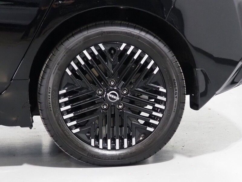 2024 Nissan LEAF SV PLUS *PROPILOT ASSIST, NAVIGATION, 360 VIEW CAMERAS, SAFETY ALERTS, ADAPTIVE CRUISE, HEATED SEATS/STEERING WHEEL, QUICK CHARGE, BLACK ALLOY WHEELS, APPLE CARPLAY Round Rock TX