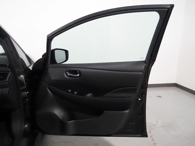 2024 Nissan LEAF SV PLUS *PROPILOT ASSIST, NAVIGATION, 360 VIEW CAMERAS, SAFETY ALERTS, ADAPTIVE CRUISE, HEATED SEATS/STEERING WHEEL, QUICK CHARGE, BLACK ALLOY WHEELS, APPLE CARPLAY Round Rock TX