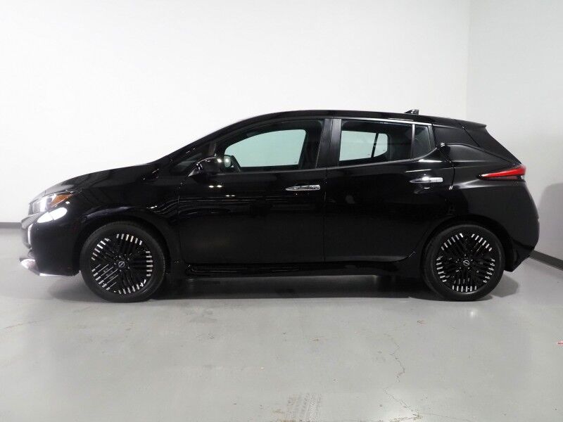 2024 Nissan LEAF SV PLUS *PROPILOT ASSIST, NAVIGATION, 360 VIEW CAMERAS, SAFETY ALERTS, ADAPTIVE CRUISE, HEATED SEATS/STEERING WHEEL, QUICK CHARGE, BLACK ALLOY WHEELS, APPLE CARPLAY Round Rock TX