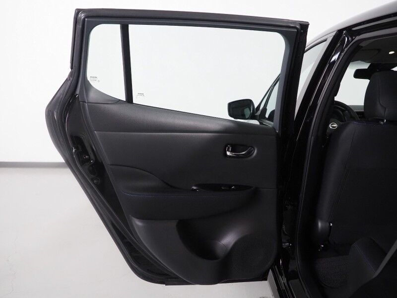 2024 Nissan LEAF SV PLUS *PROPILOT ASSIST, NAVIGATION, 360 VIEW CAMERAS, SAFETY ALERTS, ADAPTIVE CRUISE, HEATED SEATS/STEERING WHEEL, QUICK CHARGE, BLACK ALLOY WHEELS, APPLE CARPLAY Round Rock TX