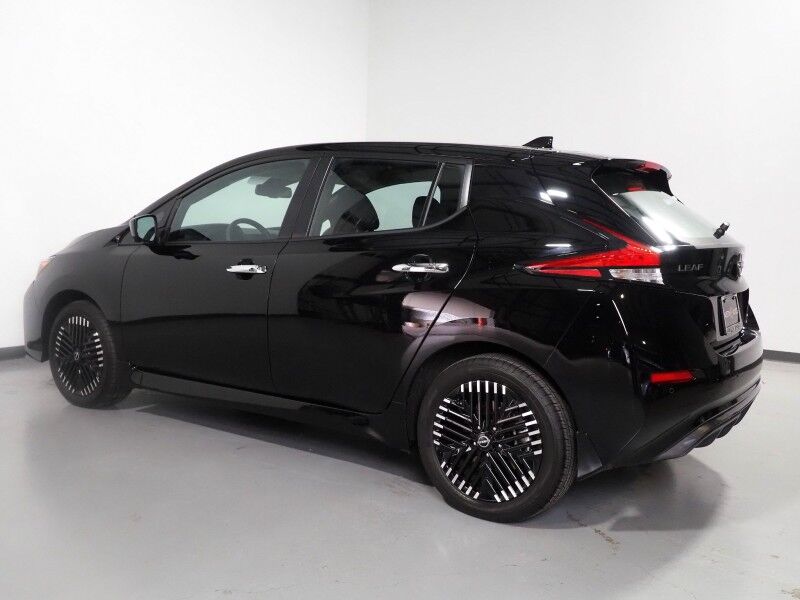 2024 Nissan LEAF SV PLUS *PROPILOT ASSIST, NAVIGATION, 360 VIEW CAMERAS, SAFETY ALERTS, ADAPTIVE CRUISE, HEATED SEATS/STEERING WHEEL, QUICK CHARGE, BLACK ALLOY WHEELS, APPLE CARPLAY Round Rock TX