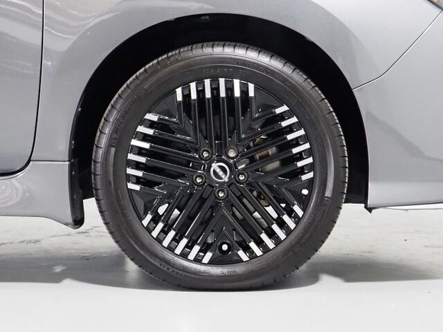 2024 Nissan LEAF SV PLUS *PROPILOT ASSIST, NAVIGATION, 360 VIEW CAMERAS, SAFETY ALERTS, ADAPTIVE CRUISE, HEATED SEATS/STEERING WHEEL, QUICK CHARGE, BLACK ALLOY WHEELS, APPLE CARPLAY Round Rock TX