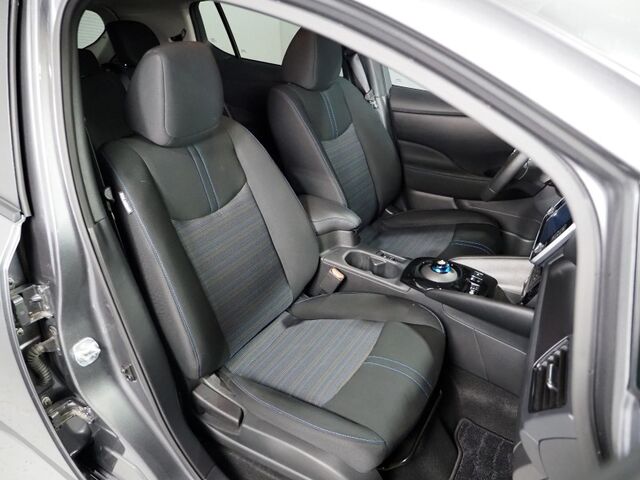 2024 Nissan LEAF SV PLUS *PROPILOT ASSIST, NAVIGATION, 360 VIEW CAMERAS, SAFETY ALERTS, ADAPTIVE CRUISE, HEATED SEATS/STEERING WHEEL, QUICK CHARGE, BLACK ALLOY WHEELS, APPLE CARPLAY Round Rock TX